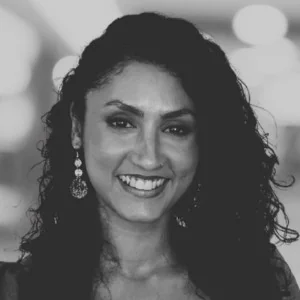 Zahra Khan